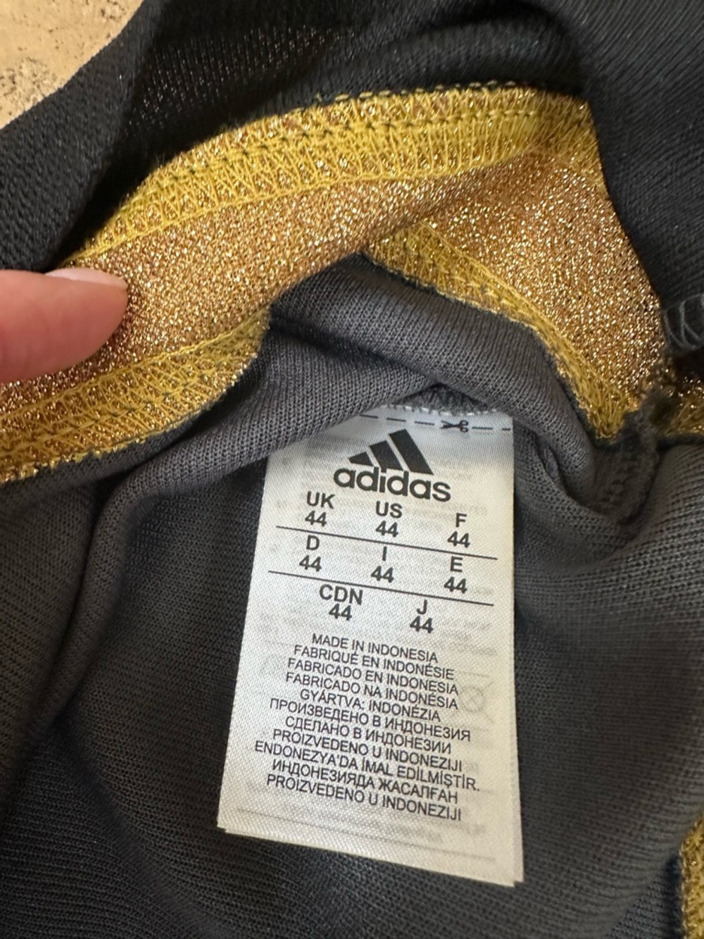 Vegas Golden Knights Adidas authentic home jersey #Vegas Strong - Picture 5 of 9